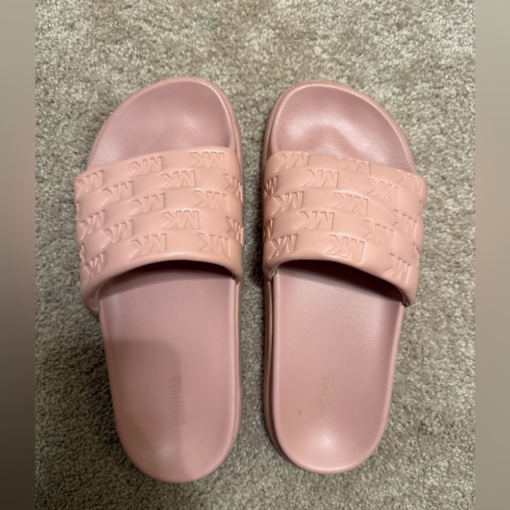 Michael Kors sliders light pink
